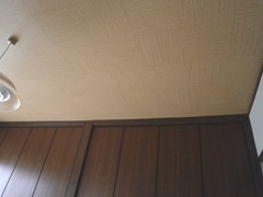 034